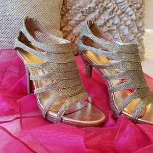 Chinese Laundry Gold Holiday Heels Sexy